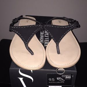Black and Tan Simply Vera Sandals
